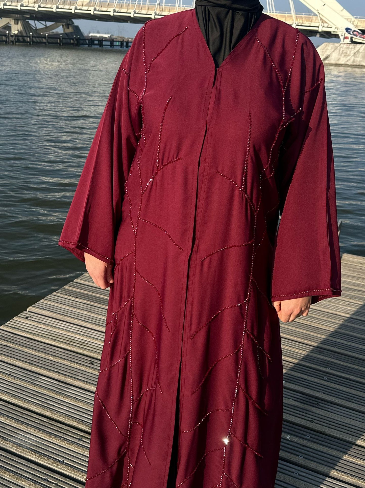 Noor Elegance abaya - Damask Rouge