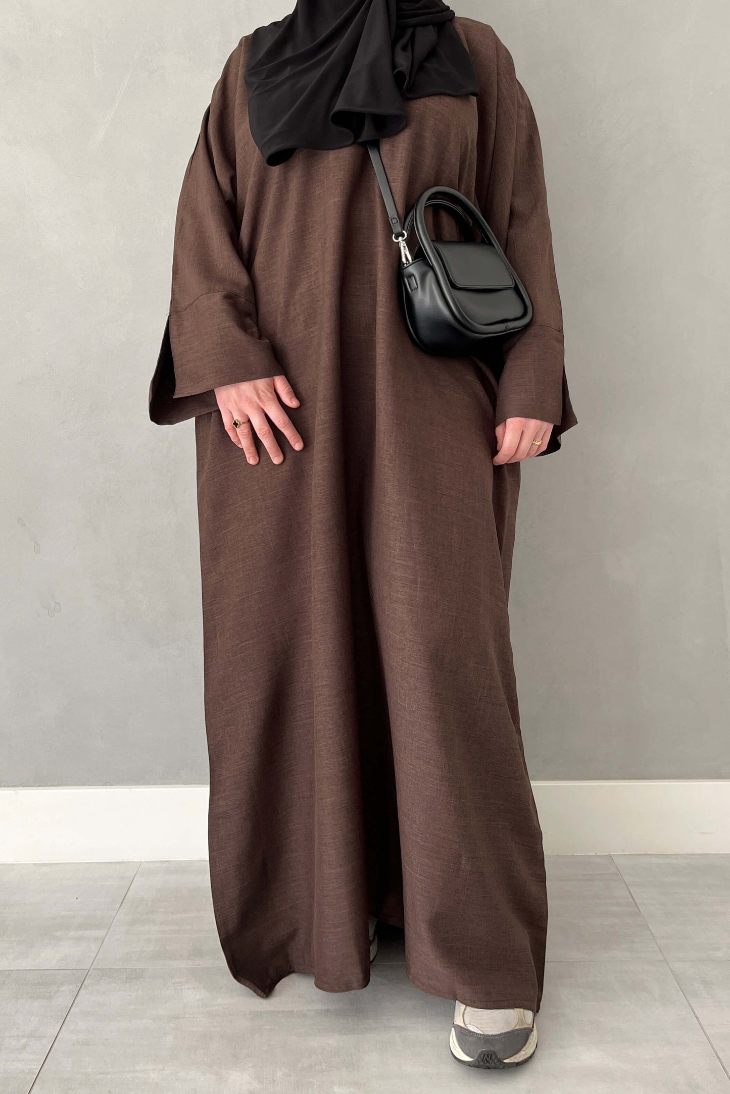 Linnen split sleeve abaya - Dark brown